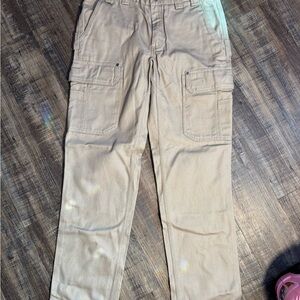 Duluth Trading Co Men's Beige Cargo Pants